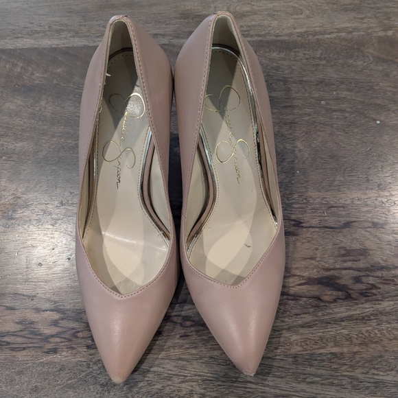 Jessica Simpson Nude Haneh Pumps, size 7 - Picture 3 of 7